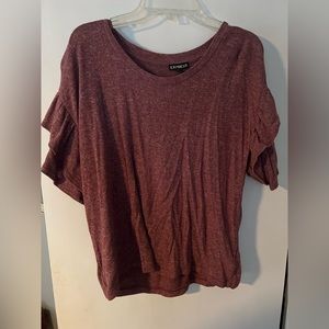 Short ruffle sleeve top